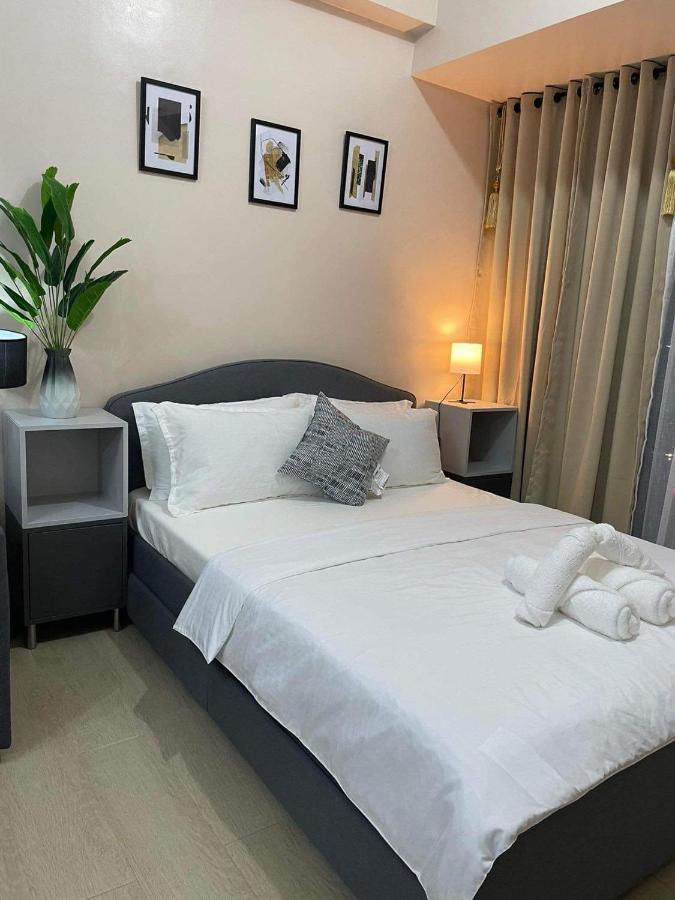 Studio Condo Building 81 Newport Boulevard Manila Luaran gambar