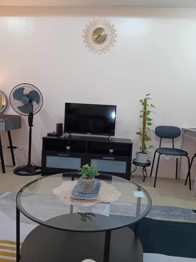 Studio Condo Building 81 Newport Boulevard Manila Luaran gambar