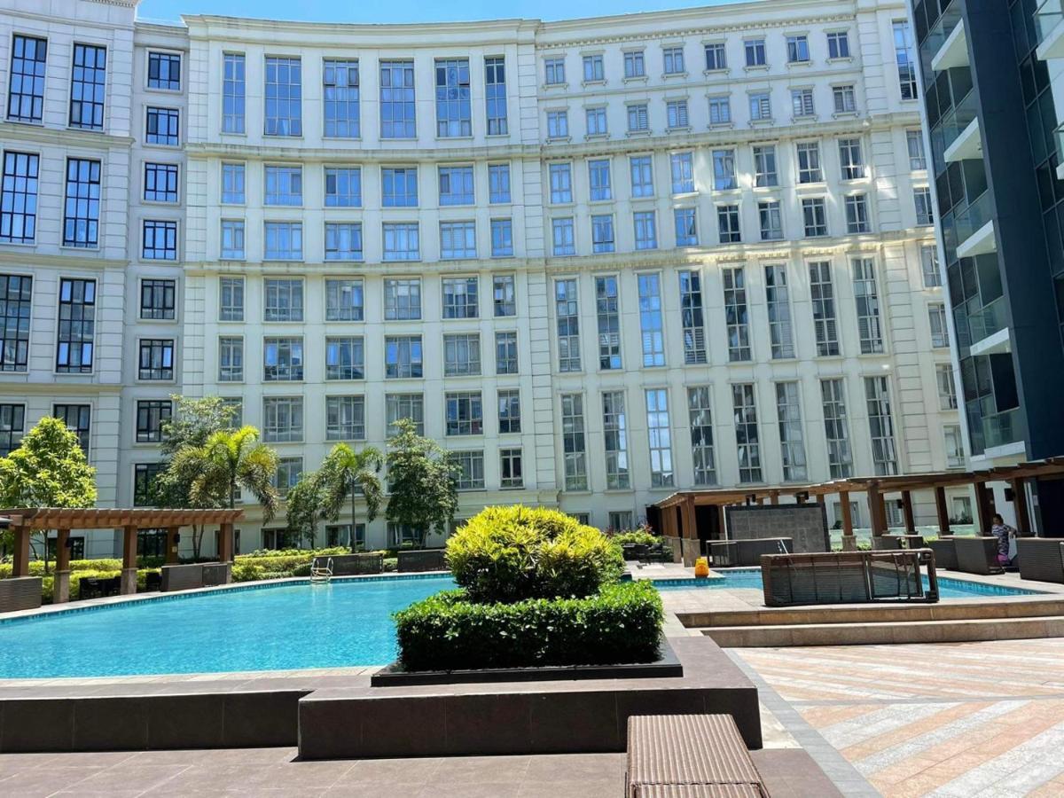 Studio Condo Building 81 Newport Boulevard Manila Luaran gambar