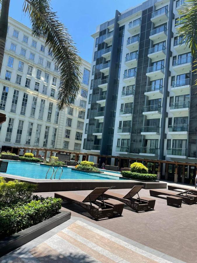 Studio Condo Building 81 Newport Boulevard Manila Luaran gambar